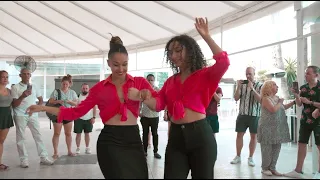 TODAVÍA TE ESPERO (Luis Figueroa) / ELENA KHAMSI (Dancer)