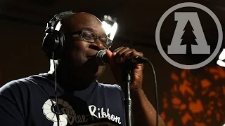 Barrence Whitfield & The Savages - The Corner Man | Audiotree Live