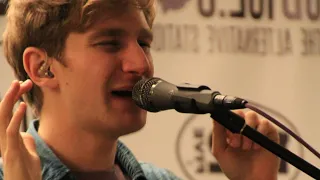 Glass Animals - Gooey (Live from The Big Room)