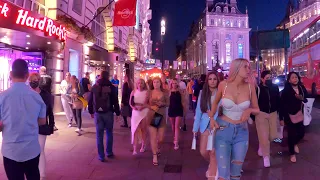 Central London Night Walk | London August Bank Holiday weekend 2021 [4K]