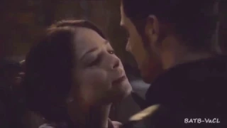 BATB 2x18 Vincent and Catherine rooftop kiss