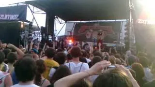 Foxy Shazam - live at Bamboozle 2010 - jump from rafters