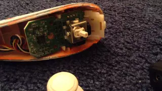 How To Take Apart A Wii Nunchuck