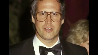 Stern 94 Howard goes on Angry Rant after Chevy Chase badmouths him