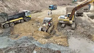 Heavy-duty Caterpillar Machinery Bulldozer Stones Into Deep Mud Canal 5Ton Unloading Excavator