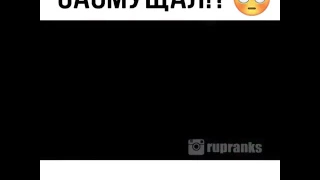 У парня встал член во время тренировок 😄