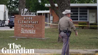 Chris Murphy makes impassioned appeal after Uvalde school shooting: 'What are we doing?'