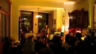 Things Between People - Holly Throsby (B-Tuned Concerts, Gent - Belgium 15/02/2012)