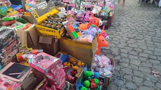 Na feira do importado você vai encontrar 60 peças por R$ 8 reais.preço baixo só encontra aqui.