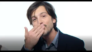 Eight minutes of Diego Luna to make your day better