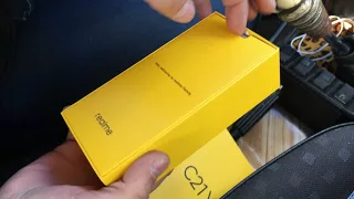 Распаковка Realme C21Y