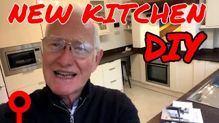 New kitchen DIY installation of B&Q flat pack cupboards and compact laminate worktops final episode