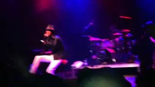 K'naan in the 9:30 Club (Take a minute)