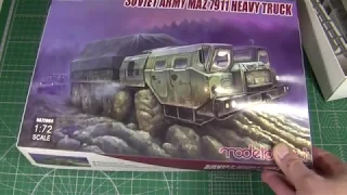 Soviet army MAZ-7911 heavy truck Modelcollect 1/72