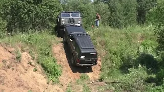 Газ 66 и джип Jeep Grand Chepokee в карьере(gaz 66 off road)бездорожье