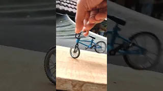 😠 BMX Finger bike 🙆‍♂️ imaginations 😰 106 | Tailwhips #shorts #youtubeshorts #appuzrocky #fingerbmx