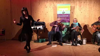 Greensleeves (Irish/British Folk Music) with Emma O'Sullivan (Irish Sean Nós Dance)