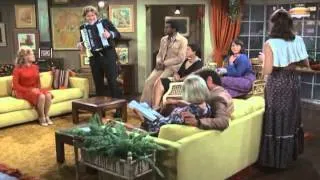 RHODA S02E05   The Party