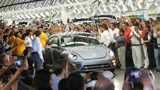 Final VW 'Beetle' model rolls off Mexican production line | AFP