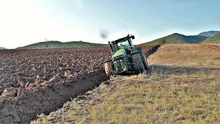 john deere 8230 deep plowing βαθιά αρωση