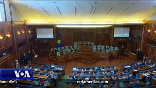 Kosovë, partitë politike diskutojnë mbi zgjedhjet e parakohshme për parlament