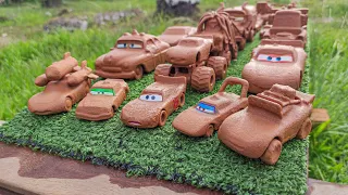 Clean up muddy minicars & disney pixar car convoys! Play in the garden