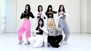 STAYC - RUN2U Dance Practice MIRRORED [4K]