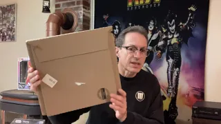 KISS ICON VINYL ALBUM UNBOXING WALMART EXCLUSIVE