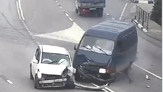 Russian Car crash compilation October part 4