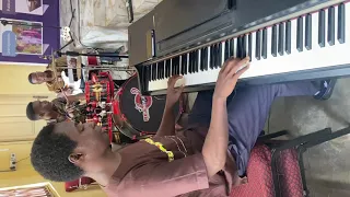 Now thank we all our God CRAZYYY!!!JAZZ RENDITION🤯😨