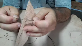 Pontos simples para costurar bainha de facas