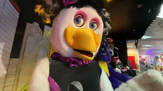 Chuck E. Cheese’s Hicksville ny evergreen show 1 2024 “bailando”