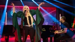 Pablo Alborán y Ava Max ~ Tabú (Actuación en Directo) 2019