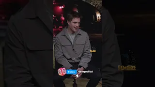 Robert Pattinson Being Thirsted Over By Zoë Kravitz