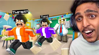 My Epic Escape from School with TOM's in Roblox..!!