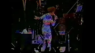 Whitney Houston Live 1991 - I Wanna Dance With Somebody