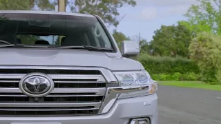 2016 Toyota Landcruiser Sahara Turbo Diesel review by CMI Toyota