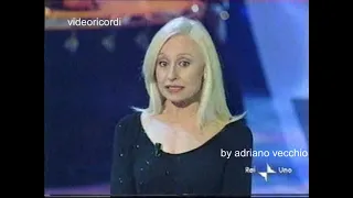 Raffaella Carrà 2002 INVOCA LA PACE in Medio Oriente