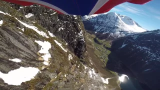 Wingsuit from Slogen to  Hotel Union Øye