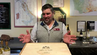 Seculo wooden box wine deal!