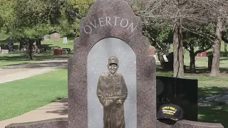 Richard Overton memorial monument unveiled at Texas State Cemetery | FOX 7 Austin