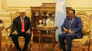 Madaxweyne farmaajo oo soo Booqday Ex-Madaxweyne cabdiqasim salad salad xasann