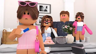 I told my STRICT parents I'm pregnant... *THEY SPLIT UP* WITH VOICE | Roblox Bloxburg Voice Roleplay