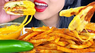 ASMR DOUBLE CHEESEBURGER AND FRIES FIVE GUYS (NO TALKING) ASMR PHAN