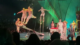 Cirque du Soleil - Kooza (Tetherboard)