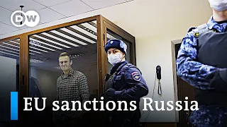 New sanctions against Russia over crackdown on protests | DW News