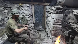 2 Days solo In a abandoned stone cottage on the mountain 1000m height! i built a door. cooking etc.