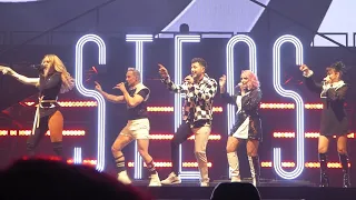 Steps-5,6,7,8/Groove is in the Heart (Sheffield 02.11.2021)