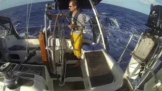 Single-handed tacking in an open sea