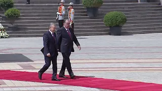 Истикболи Президенти Узбекистон дар Точикистон.